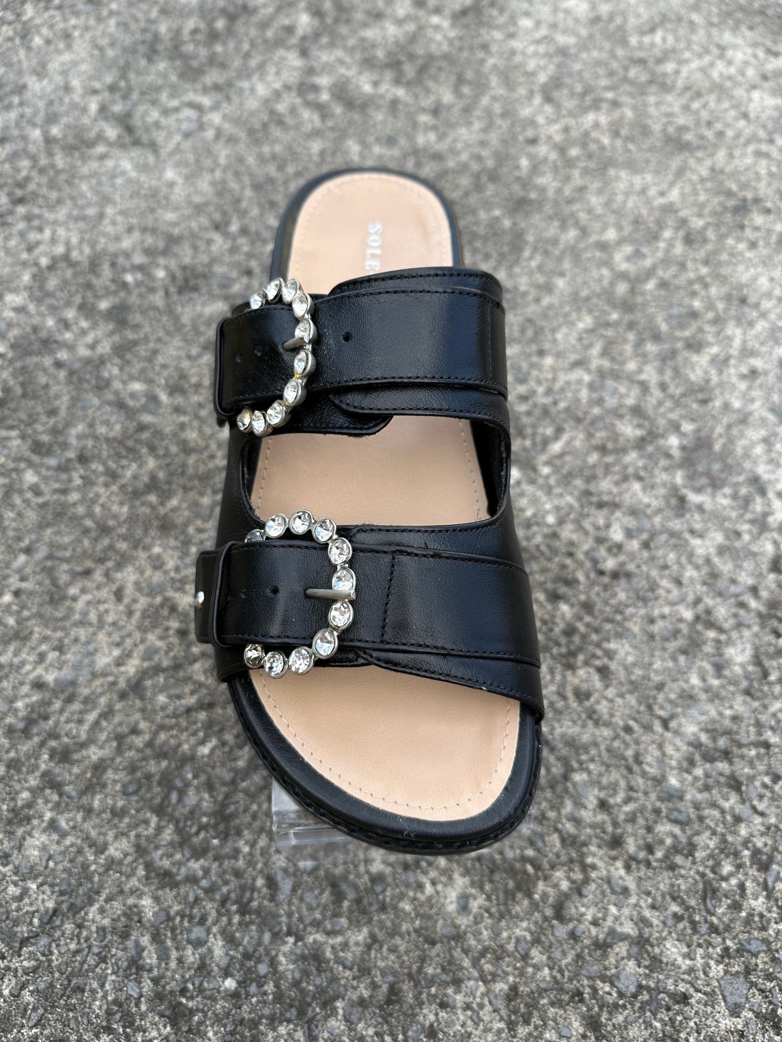 Urban Slides Black Flats by Sole Shoes NZ F25B-36